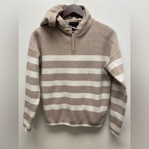 4 for $25 🤍 Cynthia Rowley Striped Hooded Sweater 🤍 - Medium